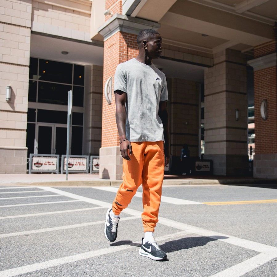 Sweatpants | * Nike Glitch Print Sportwear Sports Essentials+ Joggers Hot Curry/Habanero